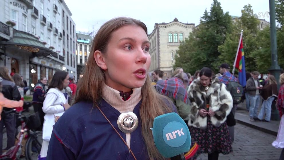 Artisten och aktivisten Ella Marie Hætta Isaksen är återigen talesperson för demonstranterna. Här berättar hon planerna för dagen.
