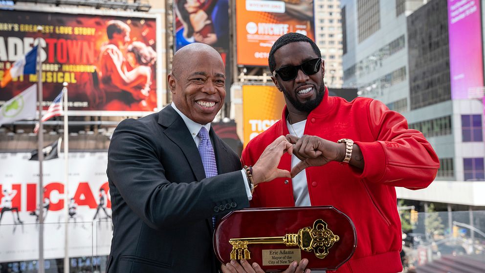 Artisten Sean ”Diddy” Combs tvingas lämna tillbaka New Yorks nyckel.