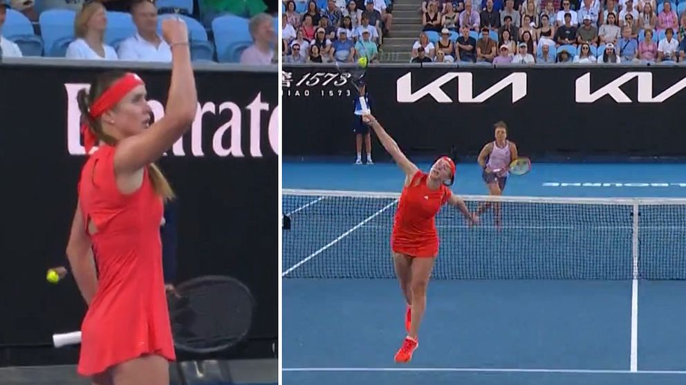 En delad bild som visar två scener från en tennismatch. Till vänster syns en spelare i röd outfit som sträcker armen för att serva. Till höger visas samma spelare i aktion, hoppa upp för att slå en serve mot motståndaren, med publiken i bakgrunden.
