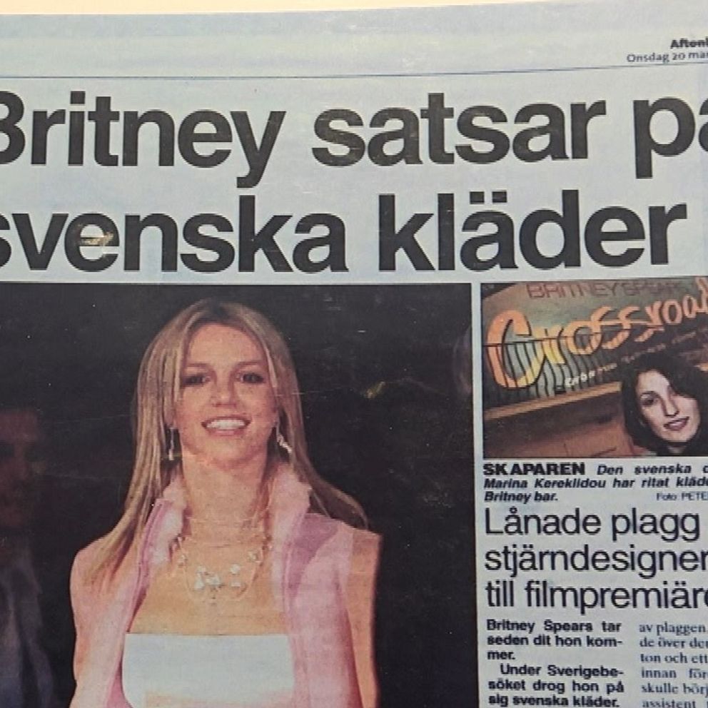 Tidningssida om Britney Spears kläder av Marina Kereklidou