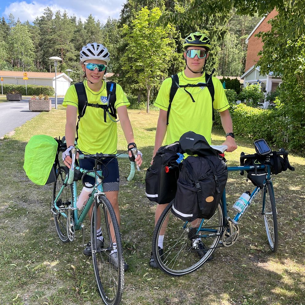 Tonåringar redo för start – ska cykla till Trondheim.