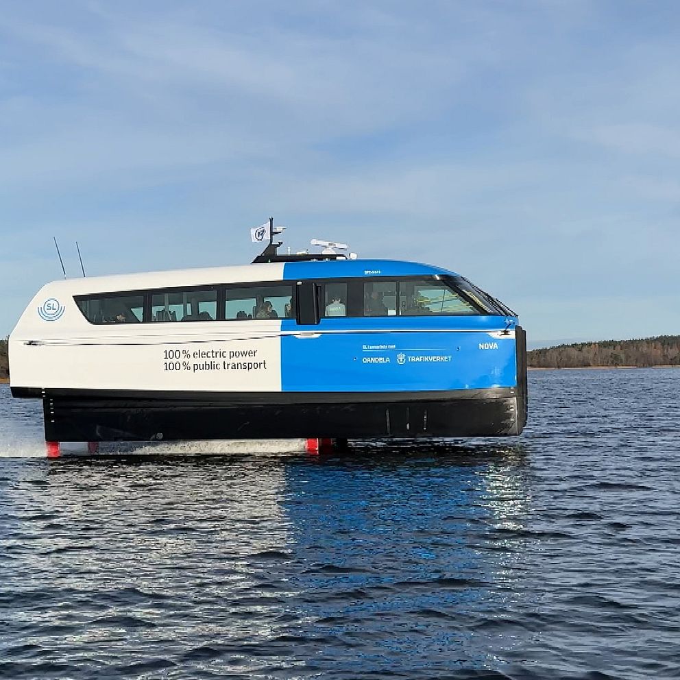 En eldriven bärplansbåt