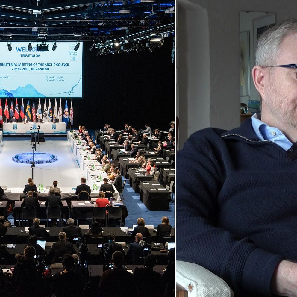 Delad bild. Till vänster: stor internationell konferens. Till höger: man sitter i ett vardagsrum.
