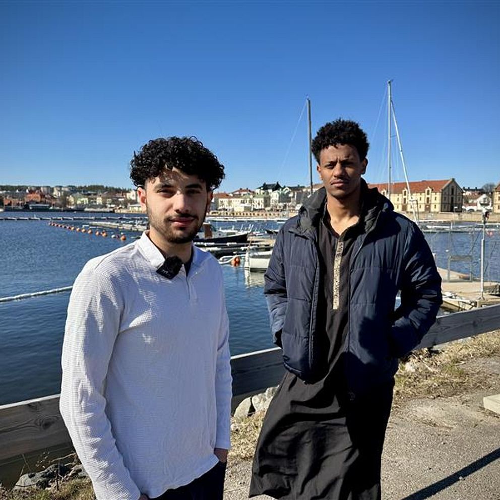 Omar och Osman: ”Vi satt i bilen som sjönk” | SVT Nyheter