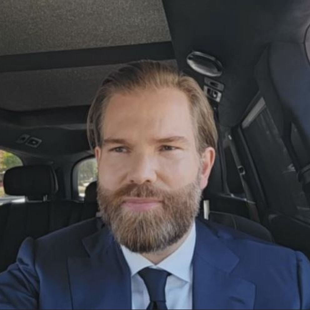 Försvarsadvokat Kristofer Stahre