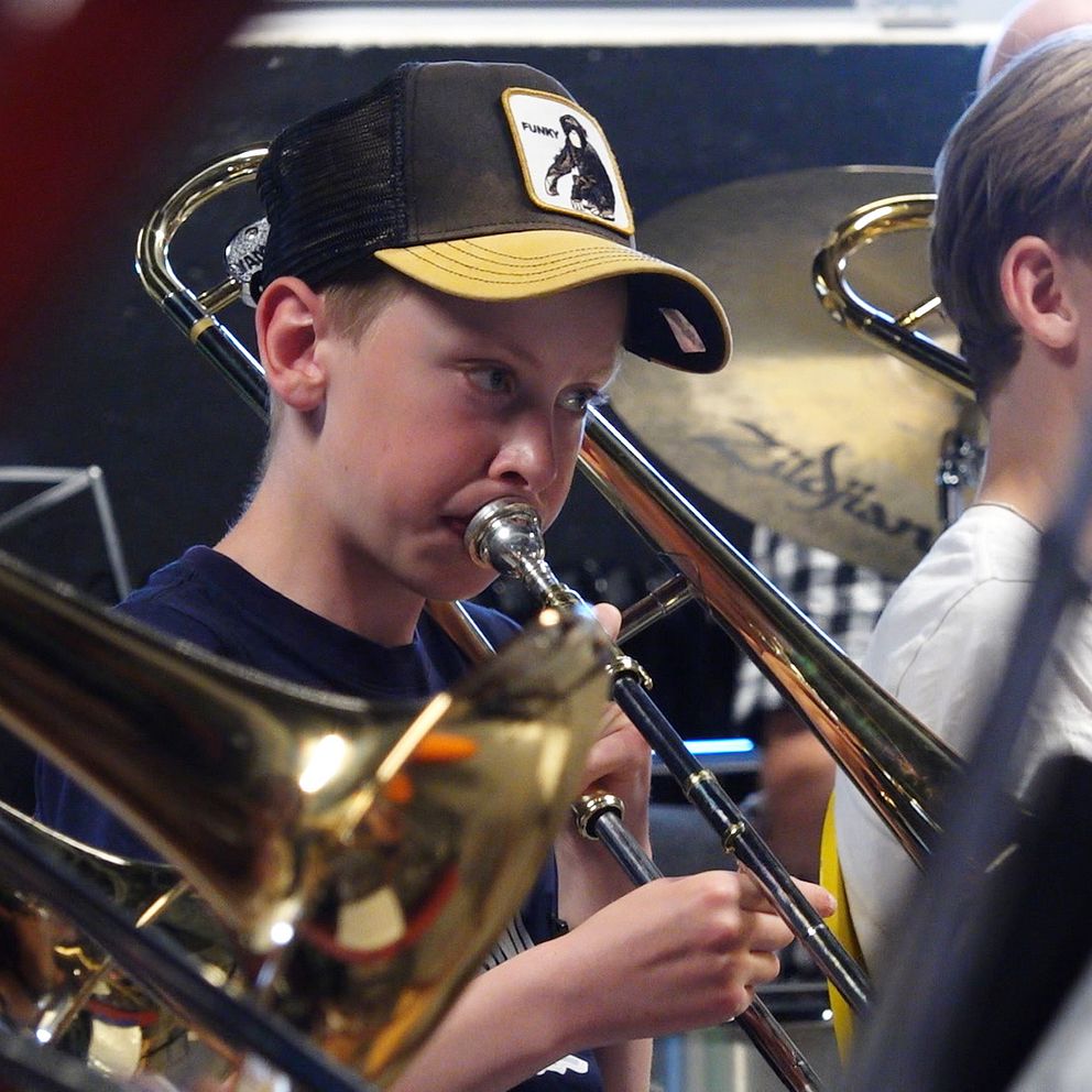 kille, trombon, musiker, blåsinstrument, keps