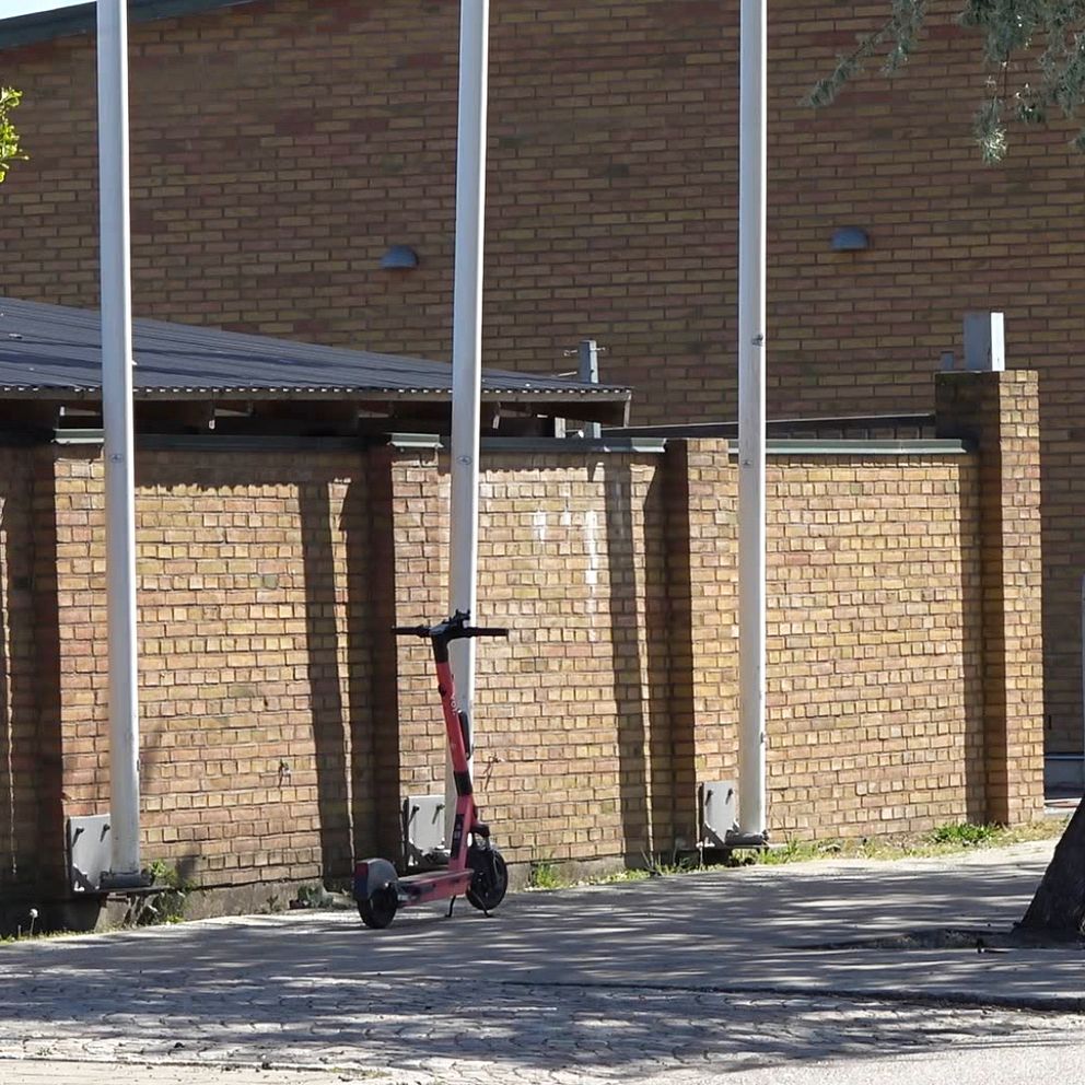 Skola, hot, misstänkt, brott, olaga hot.