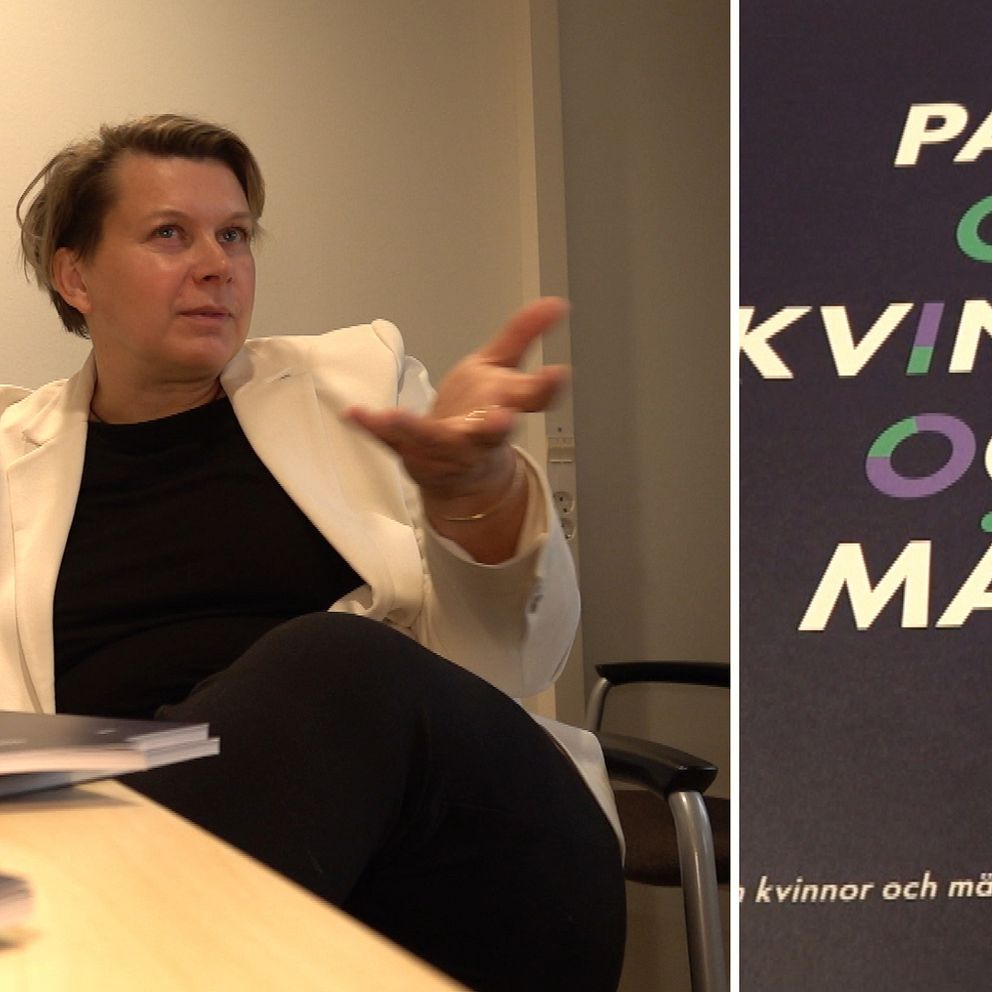 Katarina Jakobsson, särskild sakkunnig på jämställdhet på länsstyrelsen i Värmland, sitter vid ett bord och gestikulerar. Till höger syns en bok med titeln ”på tal om kvinnor och män”.