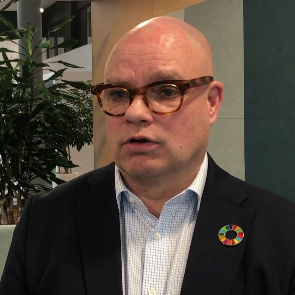 Juha Pantzar toimitusjohtaja, Takuusäätiö, SVT:n haastattelussa.
