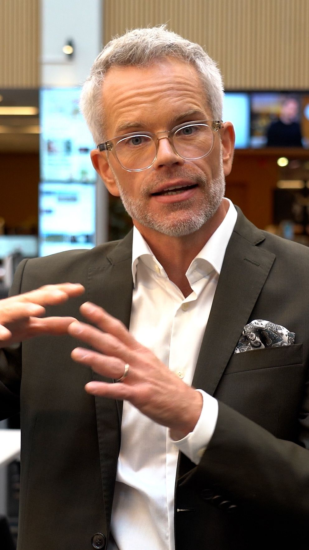 SVT:s ekonomikommentator Alexander Norén om räntesänkningen.