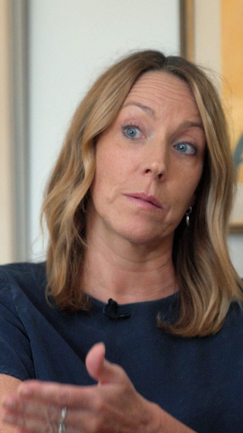 Anna Bennich i programmet Tre frågor om psykiskt våld