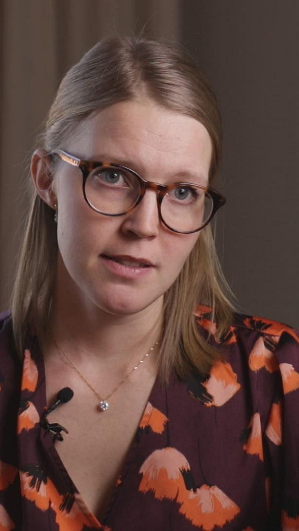 Madelen Larsson, sparexpert, i intervju.