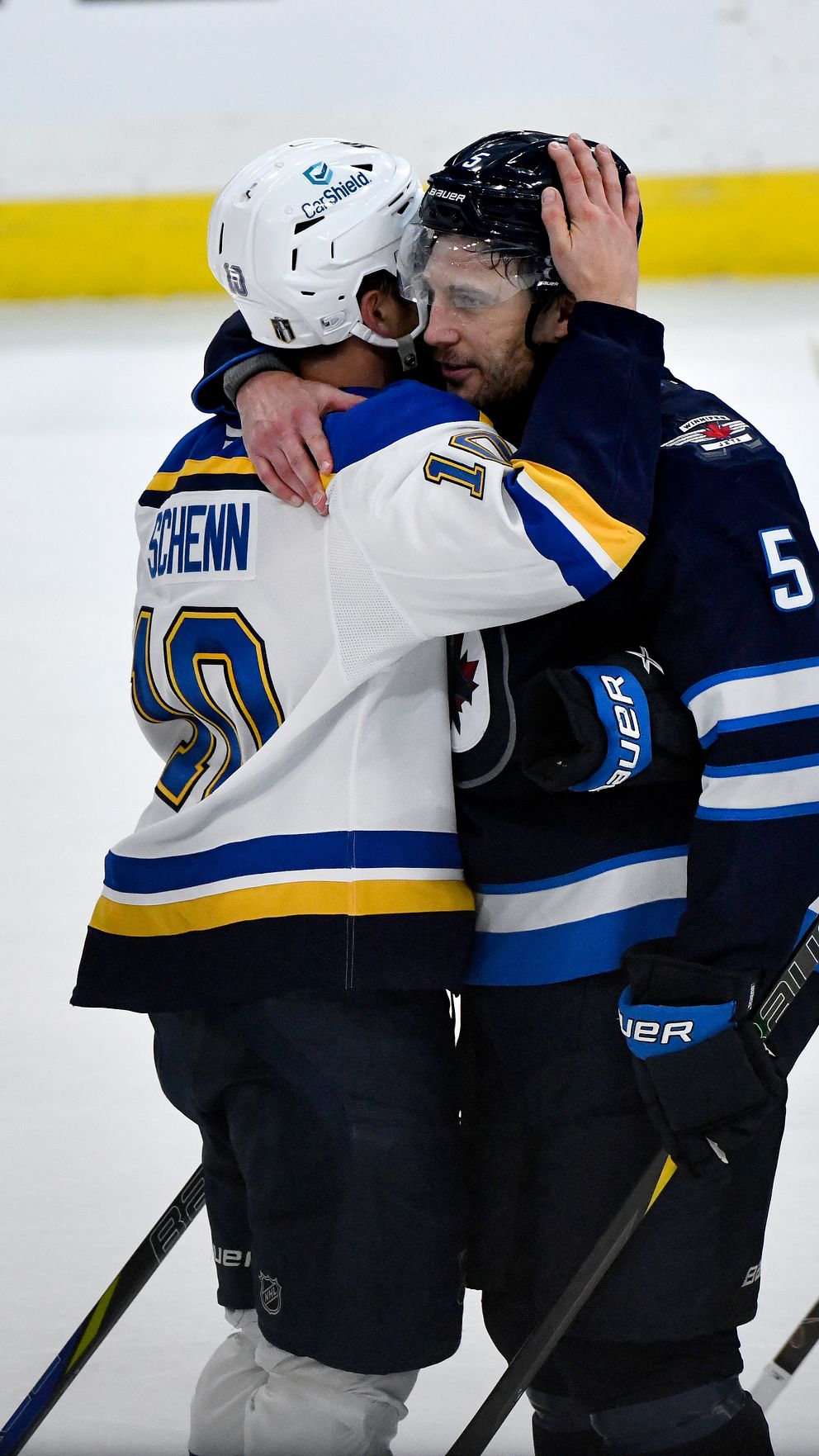 Bröderna Brayden och Luke Schenn.