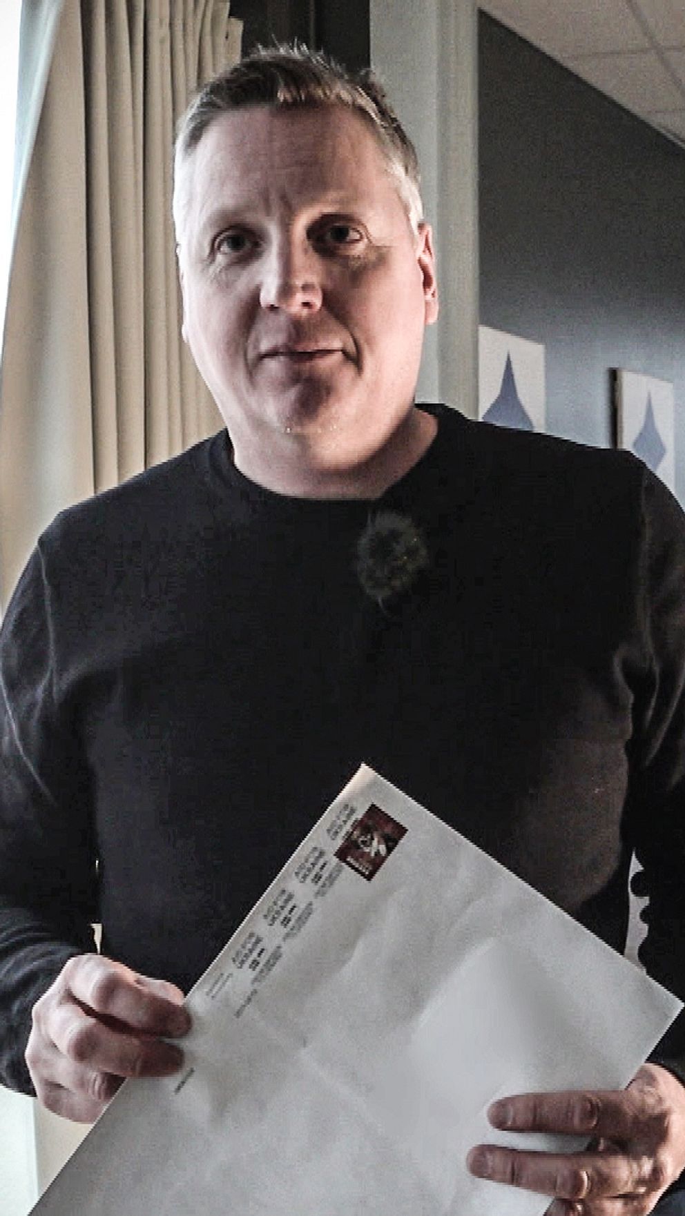 Torbjörn Olsson som är klubbchef för Leksands Superstars fick brev skickat till sin hemadress.
