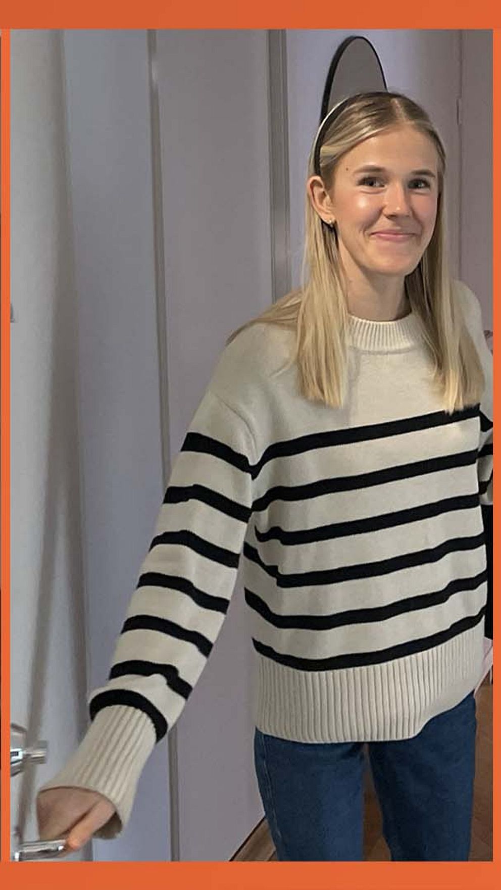 Tredelad bild. Vänster: kvinna i fåtölj. Mitten: person vid dörr. Höger: vardagsrum med soffa och växt.