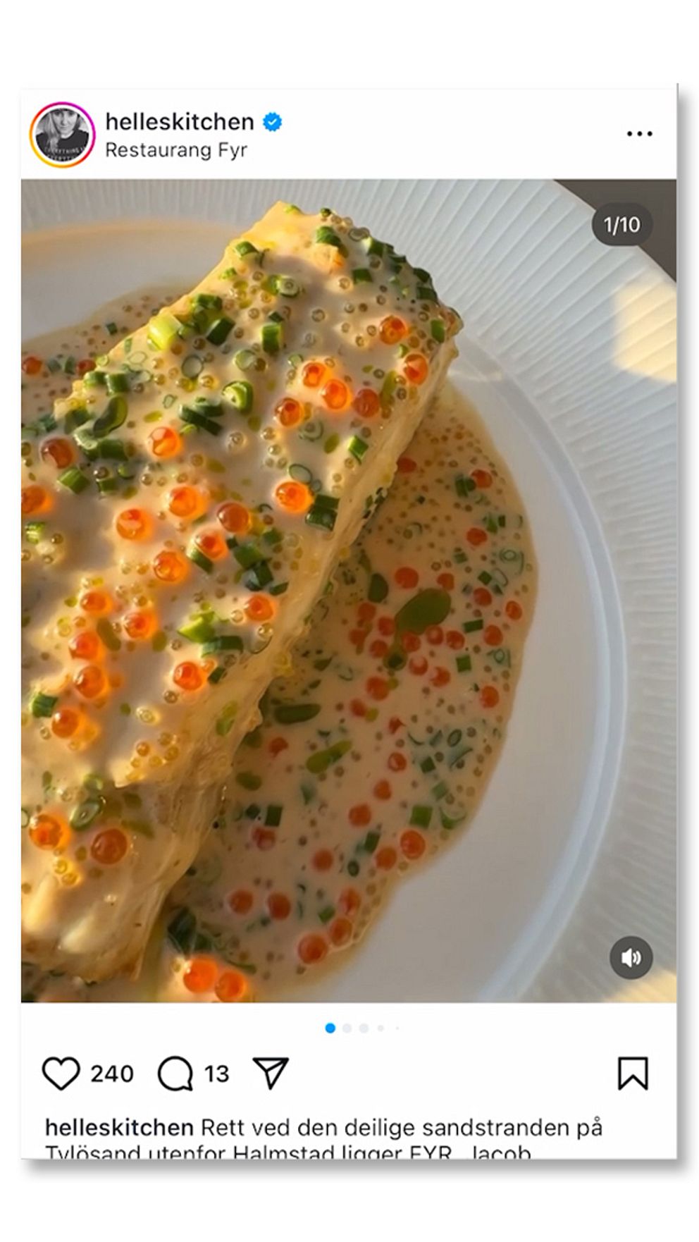 Närbild på en fiskrätt med sås, serverad på en tallrik och delad på sociala medier.
