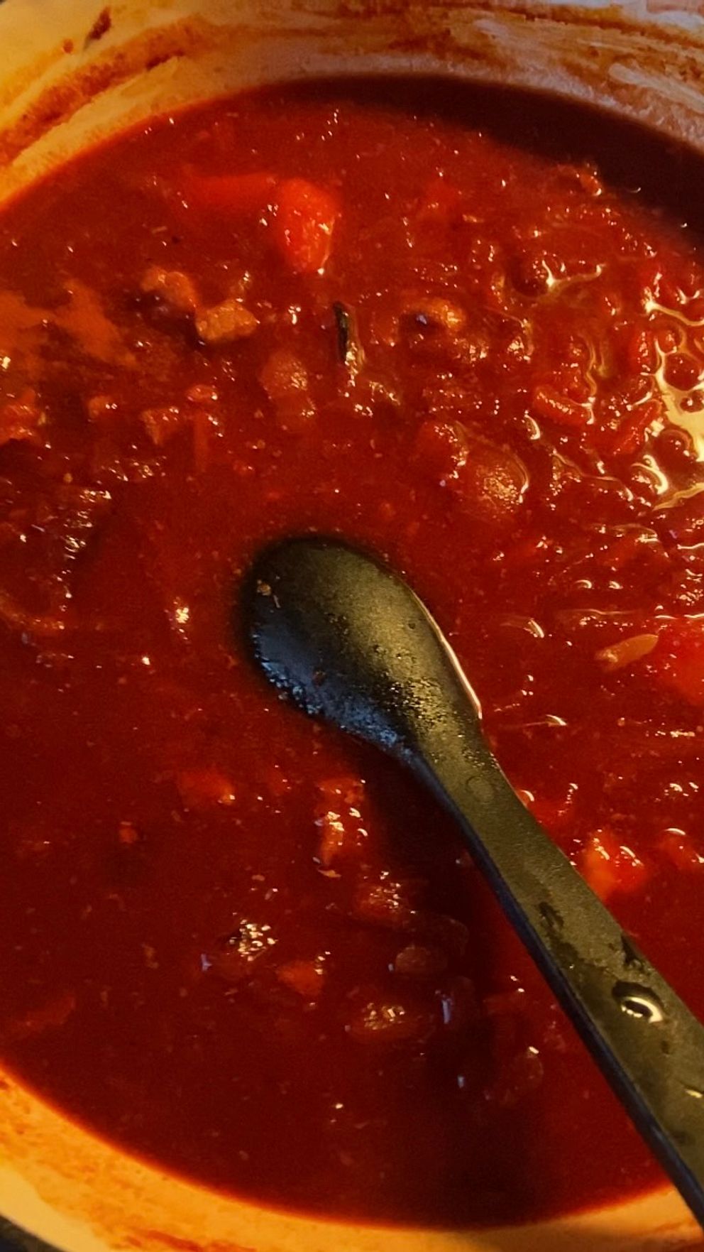Borstjsoppa på spisen.