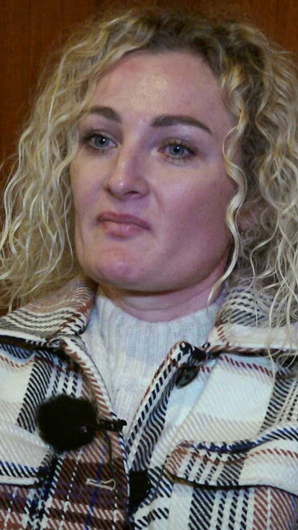 Ukrainska flyktingen Svitlana Potyng berättar hur de utnyttjats av svenska företag som lurat dem att arbeta utan lön.
