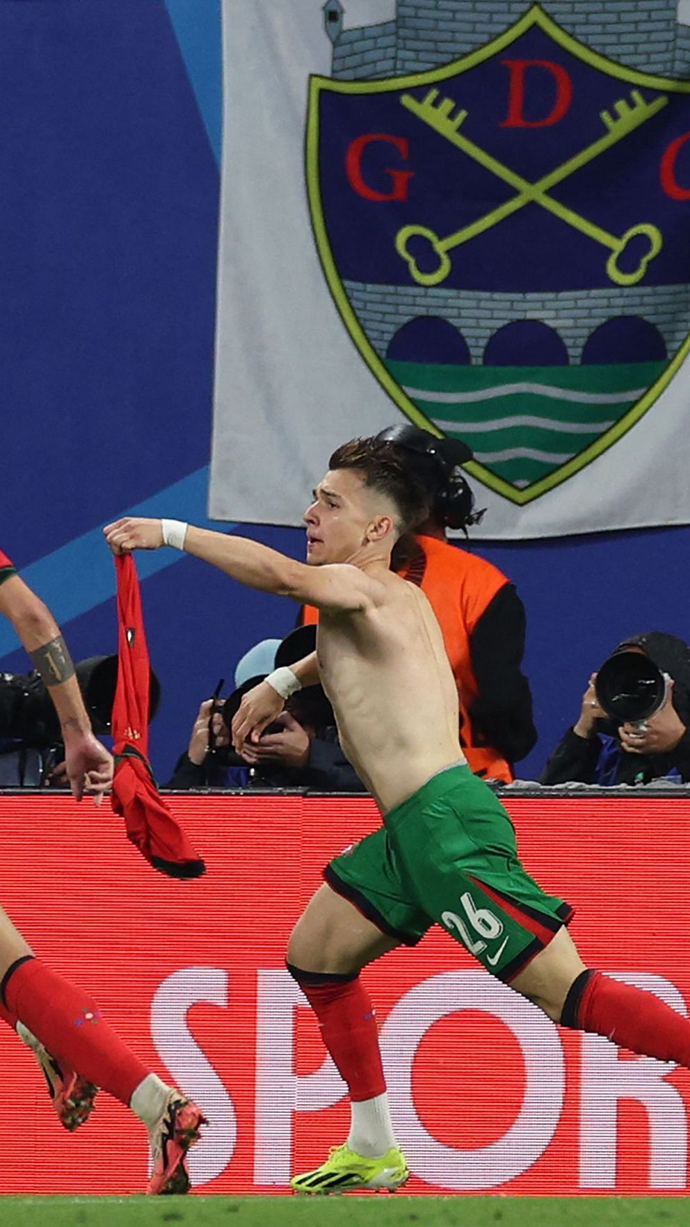 Portugals spelare firar