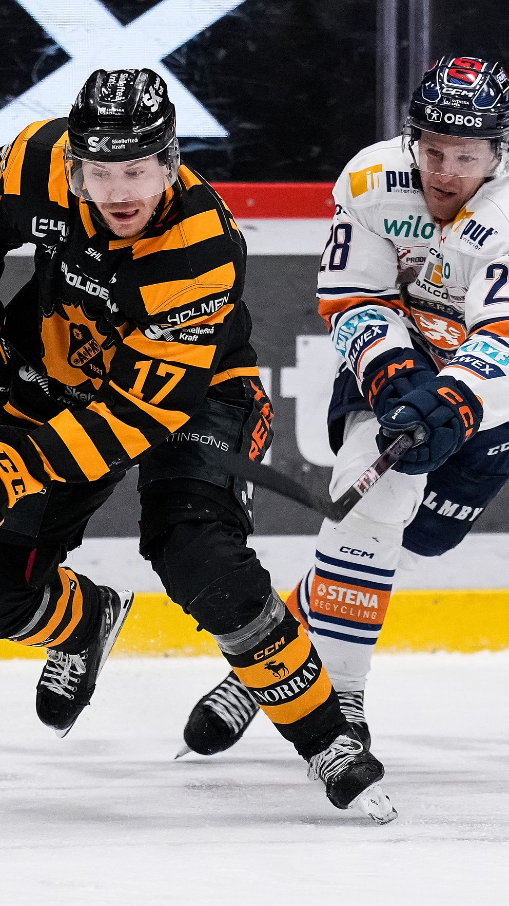 Se höjdpunkter från matchen mellan Skellefteå och Växjö.