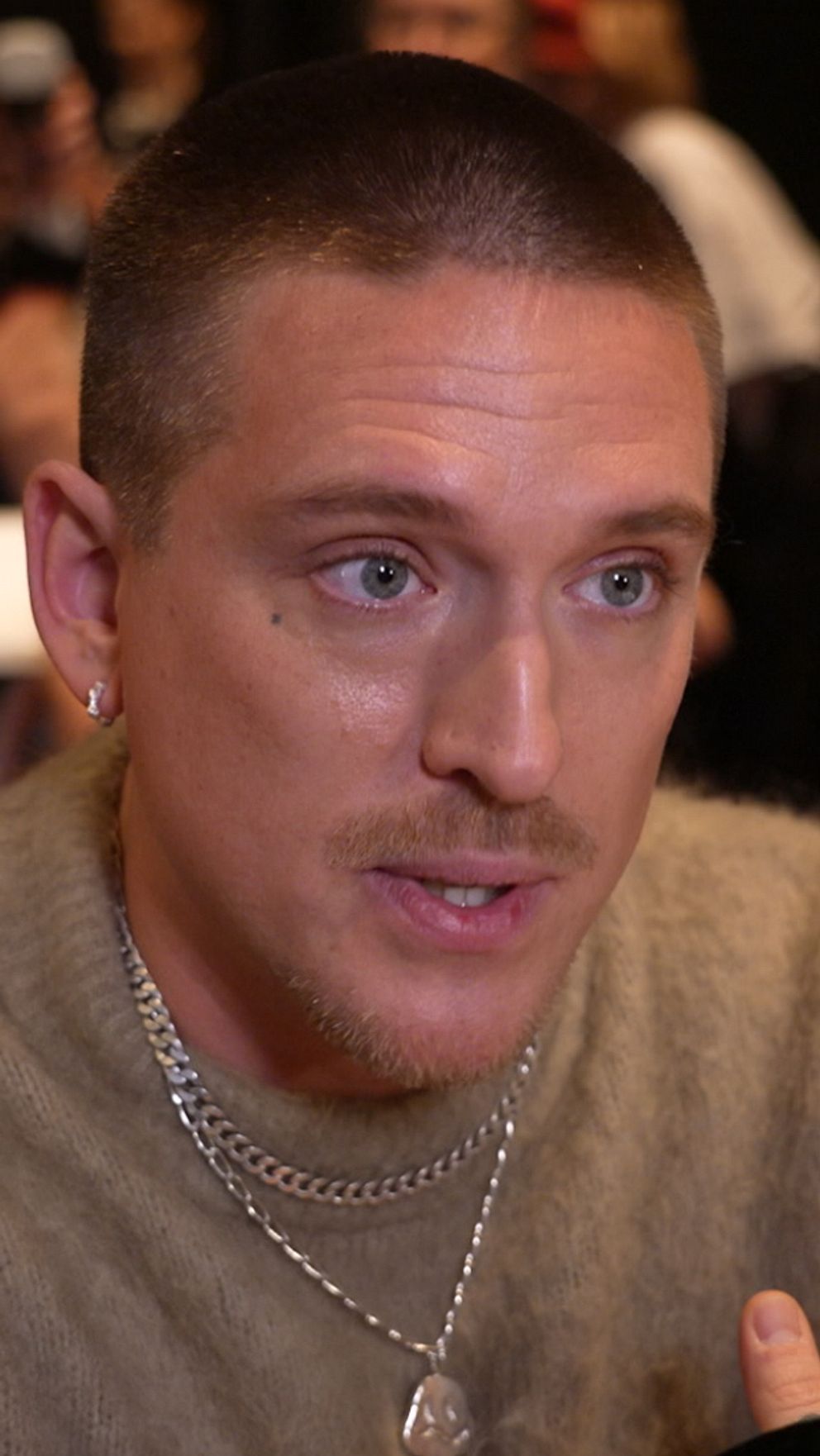 Danny Saucedo tävlar i Mello 2024.