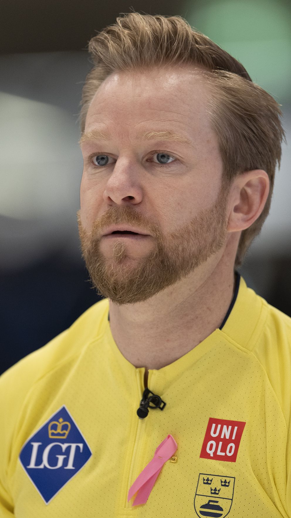 Niklas Edin har haft bättre dagar på jobbet.