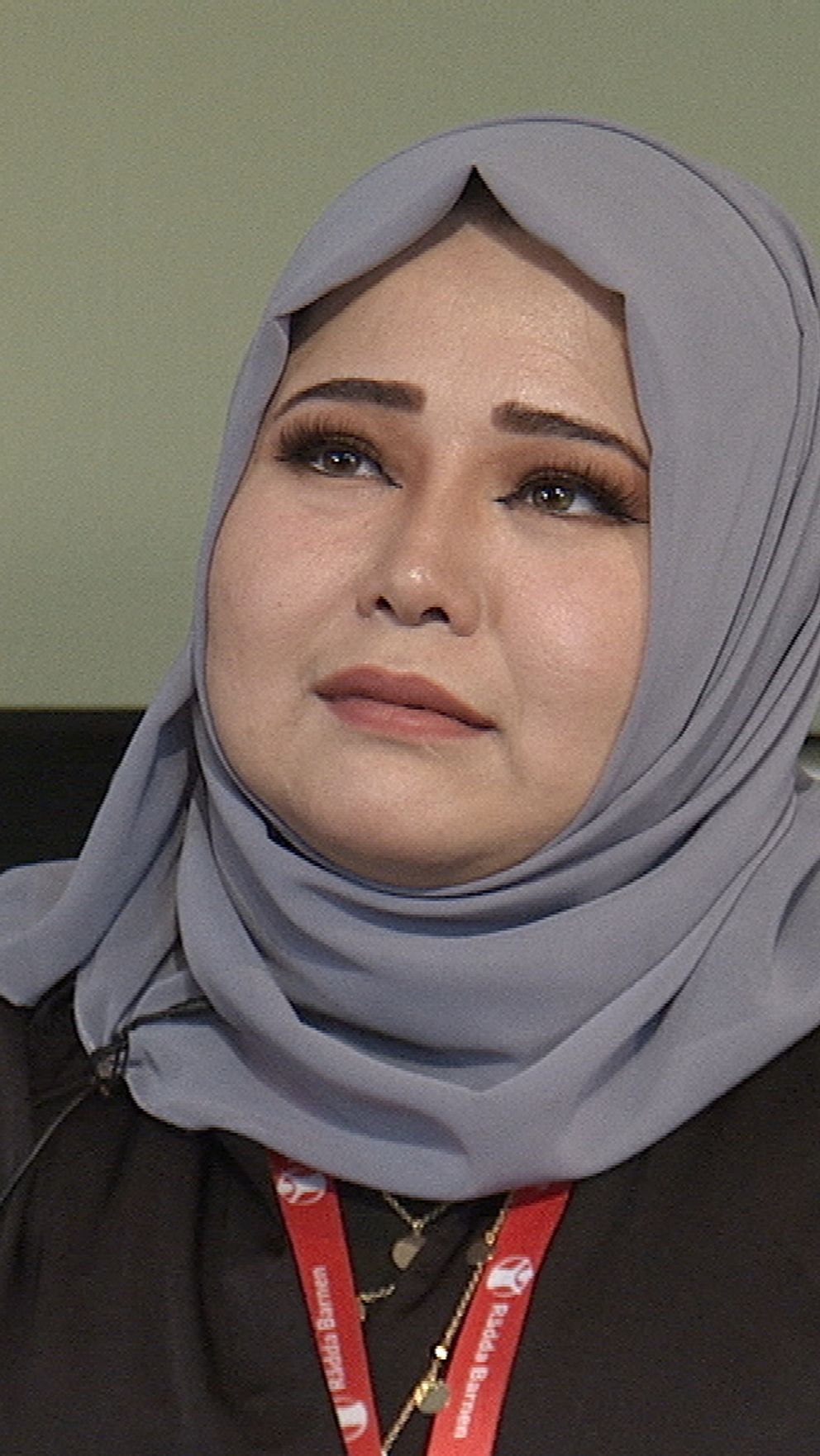 Afghansk kvinna i närbild
