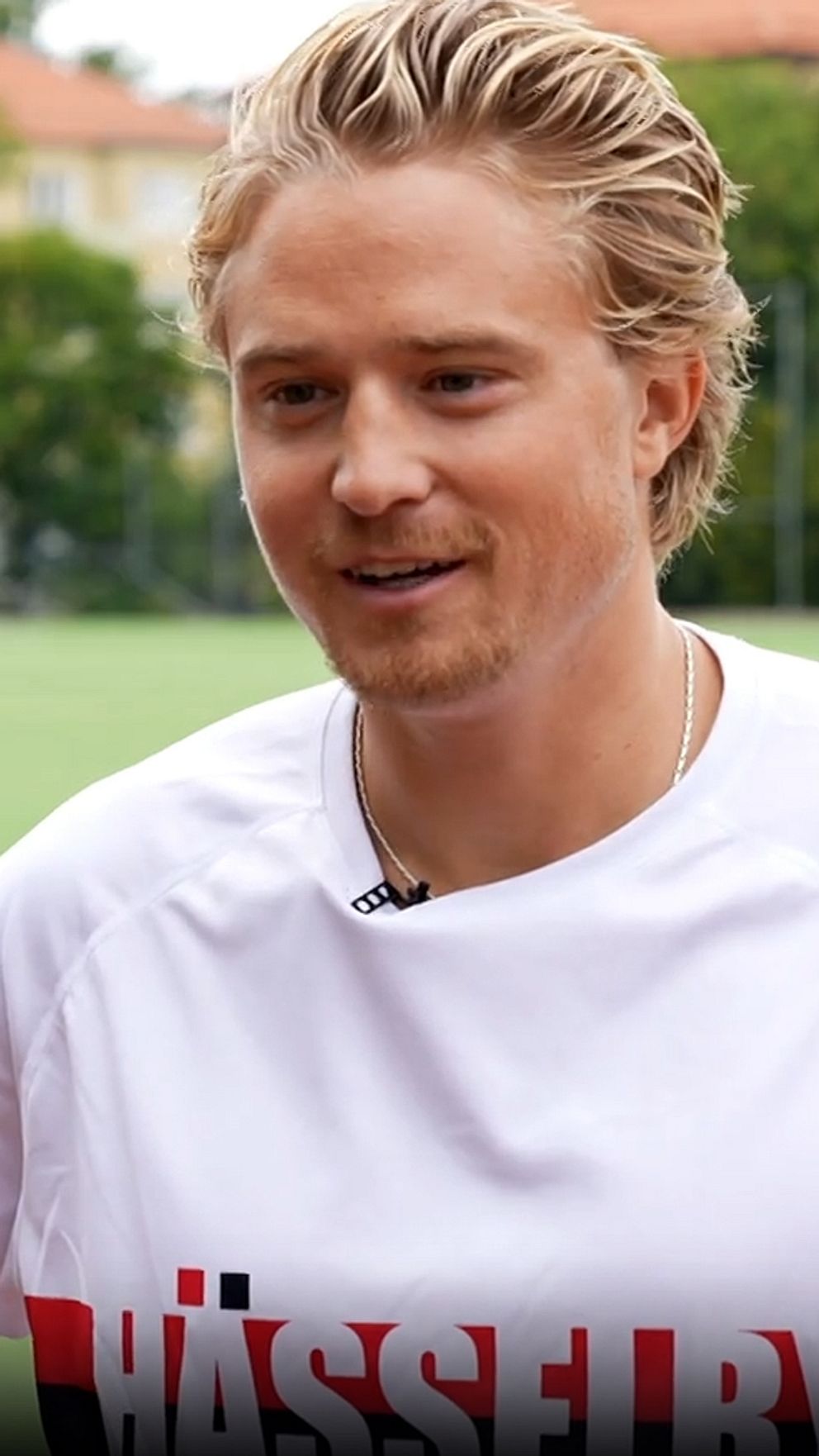 Tiokamparen Fredrik Samuelsson gör tävlingscomeback efter fotfrakturen