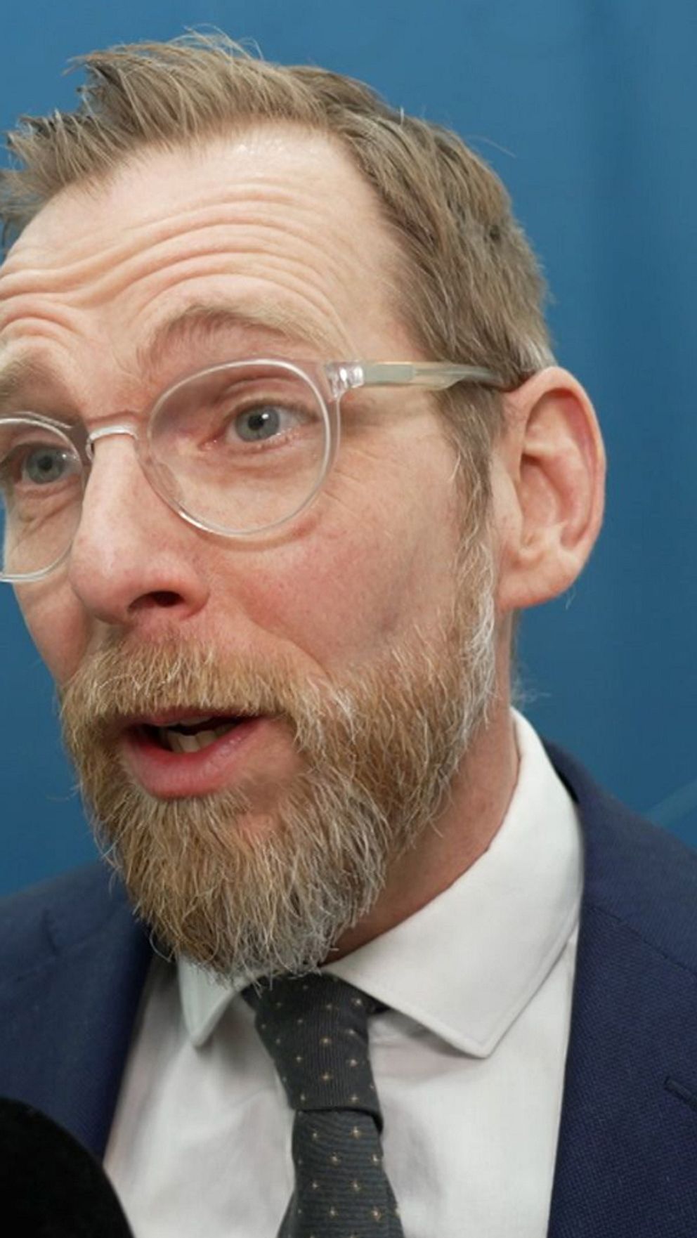 Intervju med Henrik Koch, säkerhetsansvarig AIK och Jakob Forssmed (KD), idrottsminister om läktarvåldet i allsvenskan