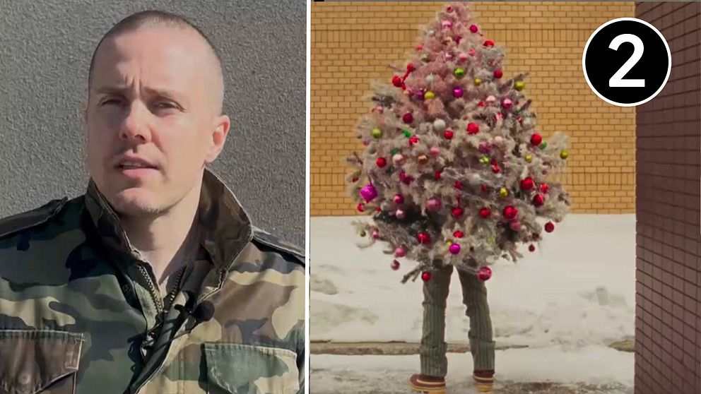 Delad bild: Till vänster syns överkroppen på en person iförd en kamouflagejacka. Till höger står en individ med benen synliga bakom en stor julgran dekorerad med färgglada julkulor, placerad framför en orange tegelvägg.