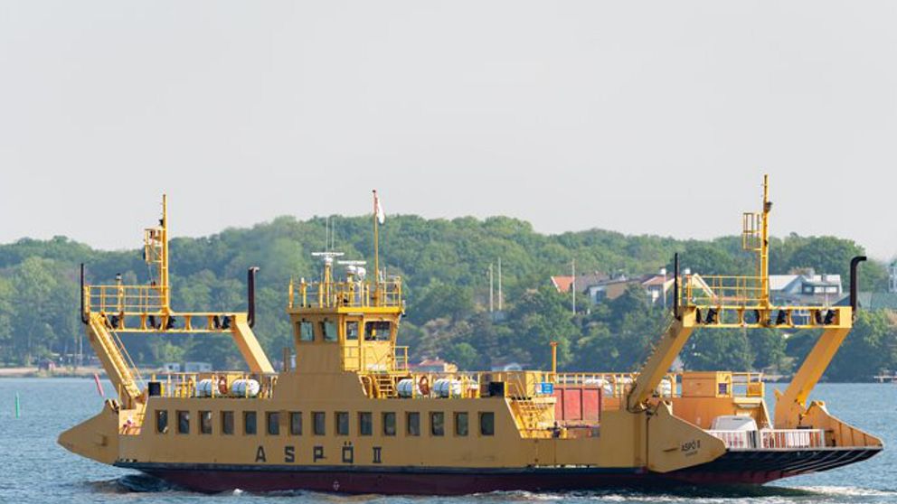 Gul färja från Trafikverket. Aspö II som går mellan Karlskrona och Aspö.