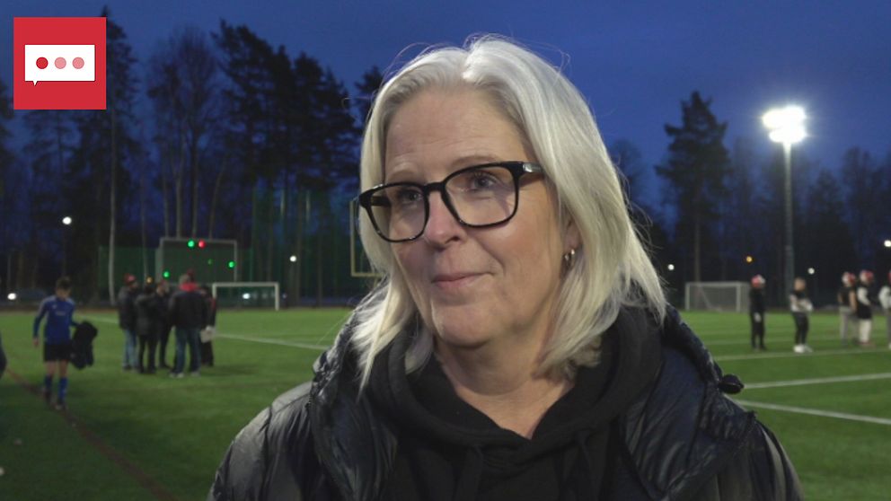 Maria Mangelin, ordförande för Carlstad Crusaders, blir intervjuad.