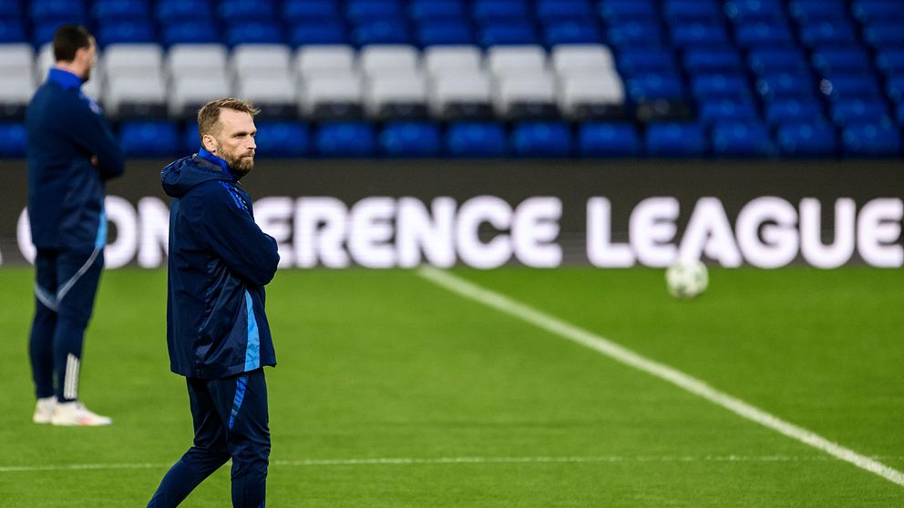 Jani Honkavaara inför mötet med Chelsea.