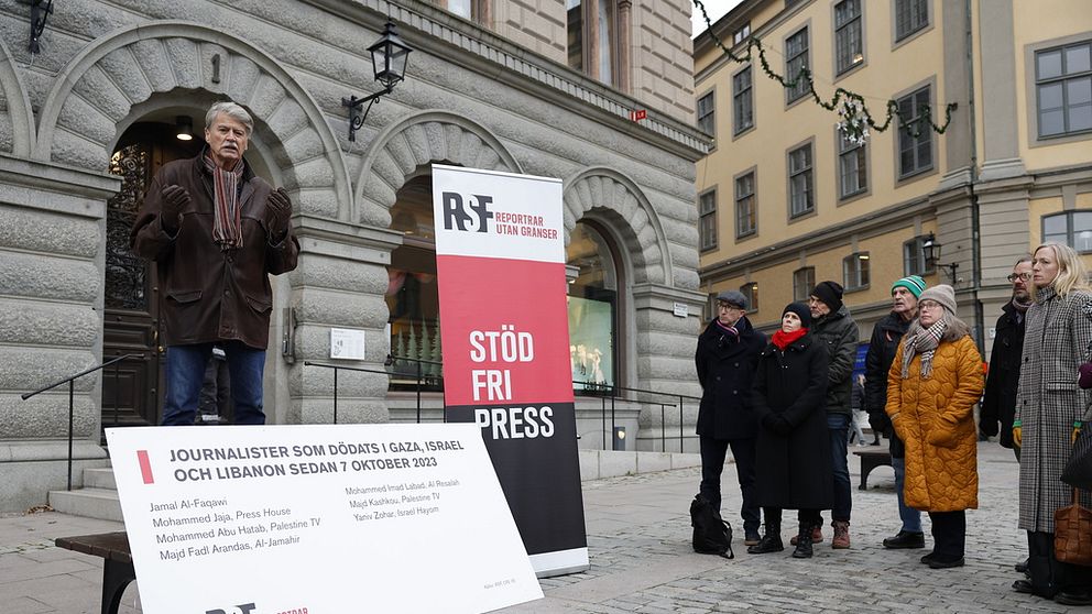 Rolf Porseryd på manifestation för dödade journalister i Gaza