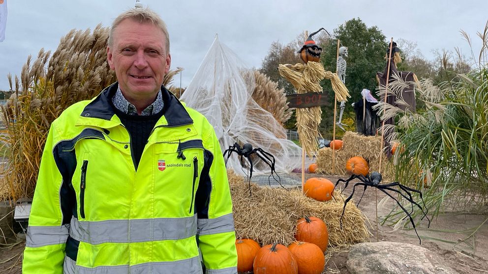 Därför syns läskiga rondeller i Mölndal: ”Folk kör ett varv till” | SVT ...