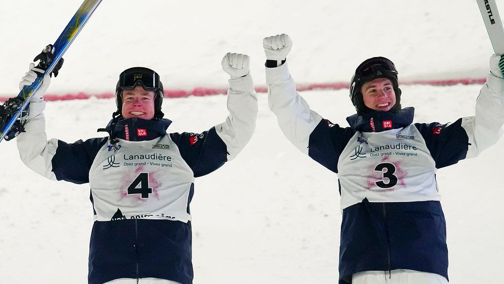 Walter Wallberg och Filip Gravenfors jublar på pallen.