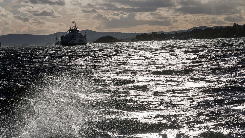 färja på havet