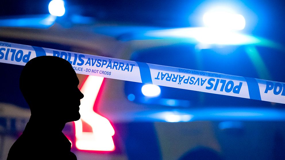 En känd svensk rappare döms till 8 års fängelse och 3 års näringsförbud.