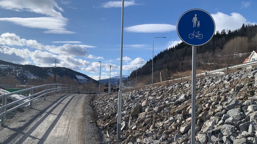 Gång och cykelväg i Åre