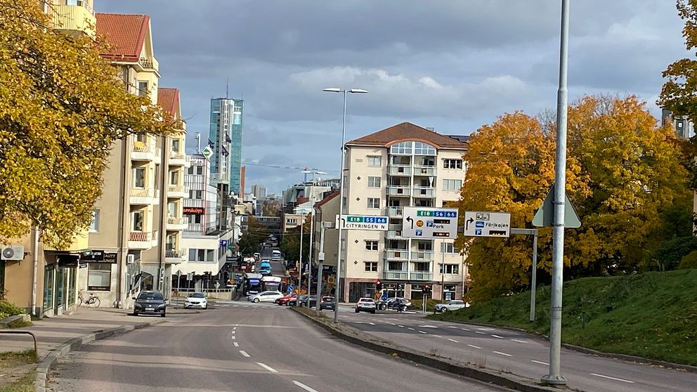 Stora gatan i Västerås där det kan bli dubbdäcksförbud