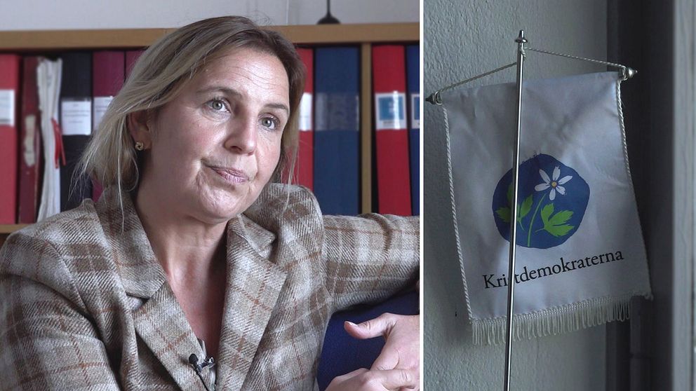 En delad bild som visar två sektioner. Den vänstra sektionen visar en kvinna i en grå-rutig kavaj som sitter i en kontorsmiljö med bokhyllor i bakgrunden. Den högra sektionen visar en flagga med Kristdemokraternas logo som hänger anordnad i ett rum.