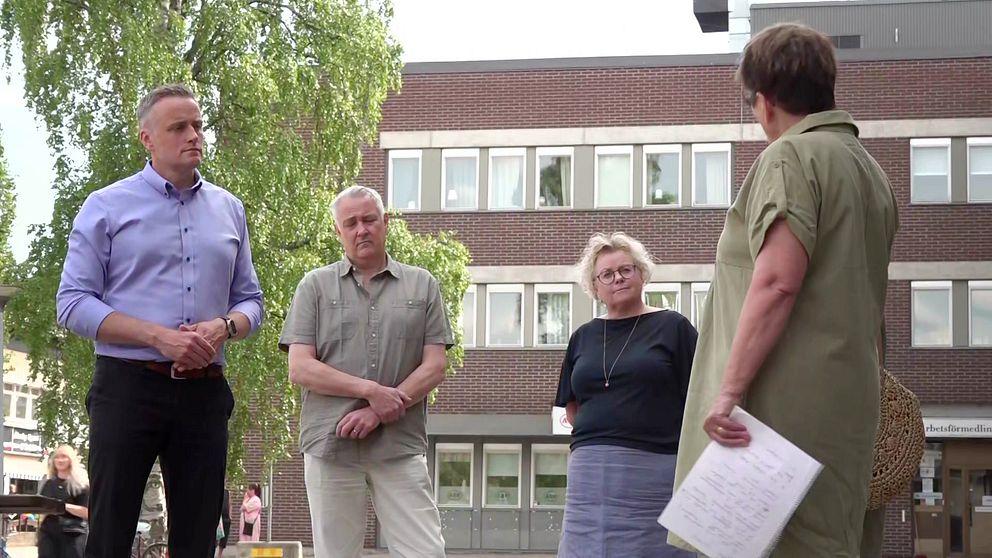 Älvsbyns kommunalråd Johan Dahlqvist, socialchef Robert Cortinovis och  kommunchef Anna Lindberg.