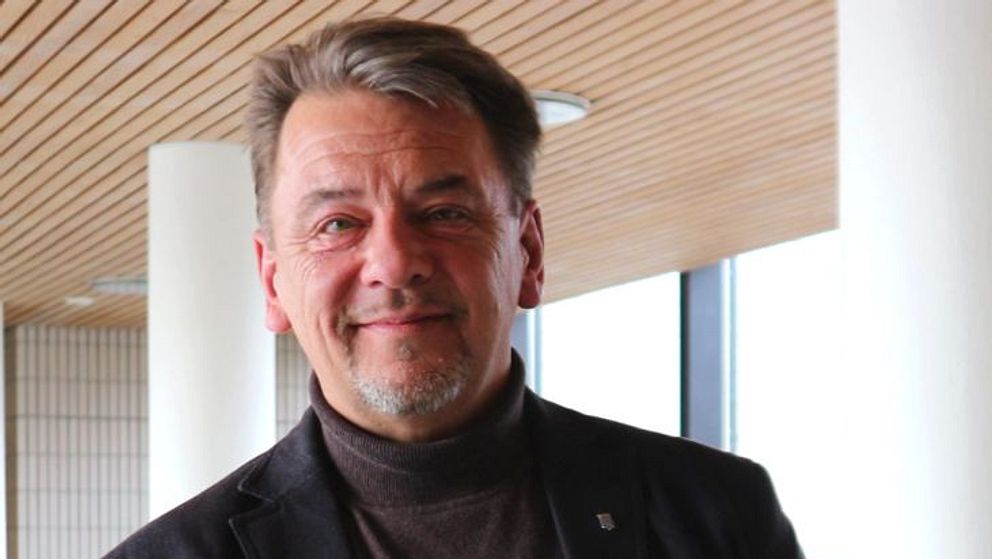 Djup spricka mellan oppositionspartierna i Ronneby. Sverigedemokraterna vill att Kristdemokraterna byter ut sin gruppledare på grund av samarbetssvårigheter.