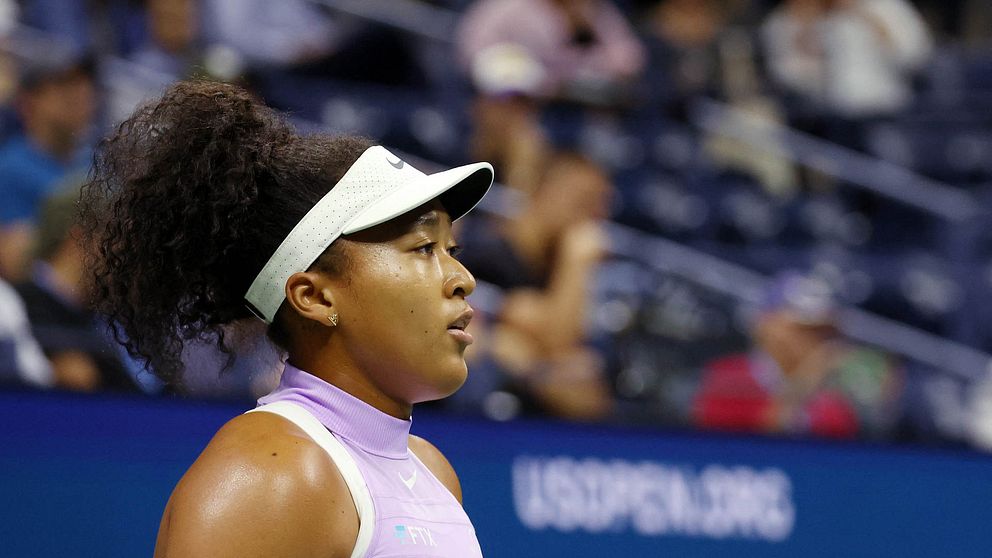 Förra världsettan Naomi Osaka har landat i Australien inför comebacken.