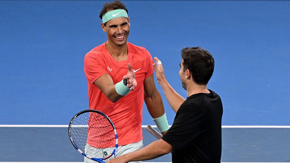 Rafael Nadal är tillbaka på tennisbanan igen.