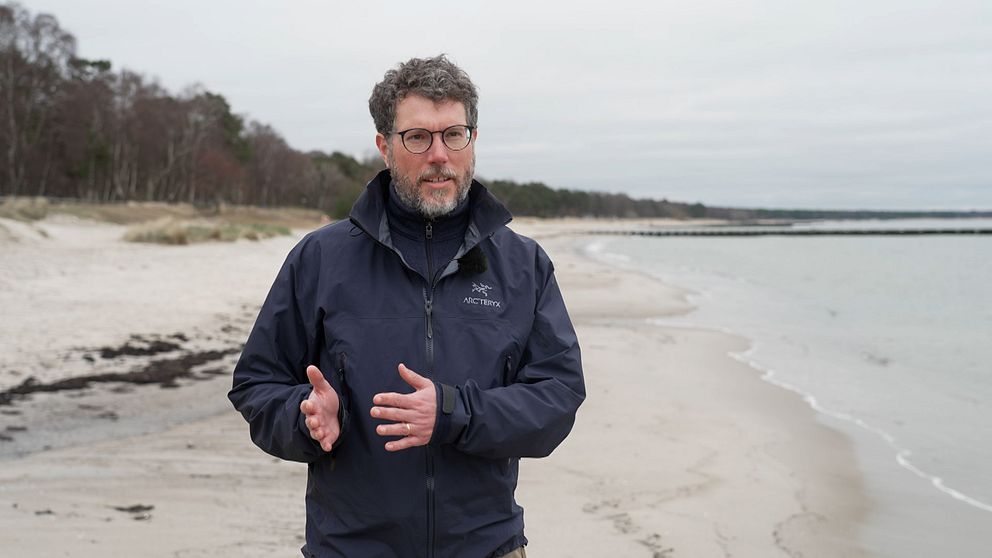 Björn Almström, kustforskare vid Lunds universitet berättar hur Ystad lyckats skydda stränder från naturfenomen.
