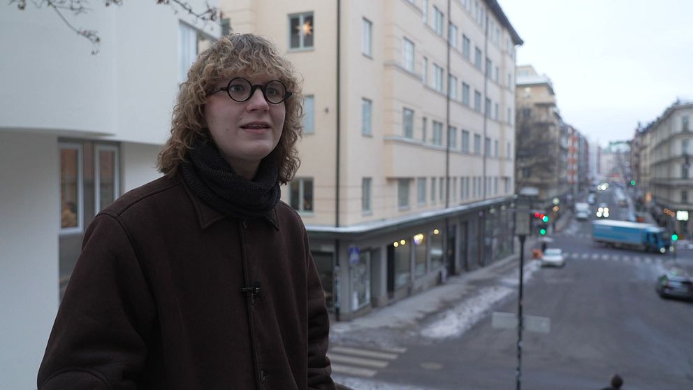Artisten Lili Aslo intervjuas i centrala Stockholm.