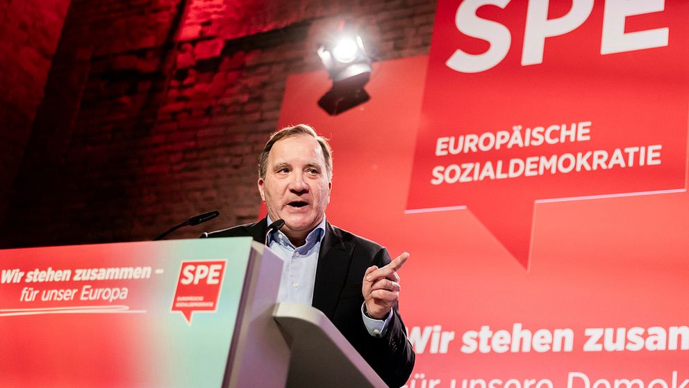 Stefan Löfven håller tal i Berlin