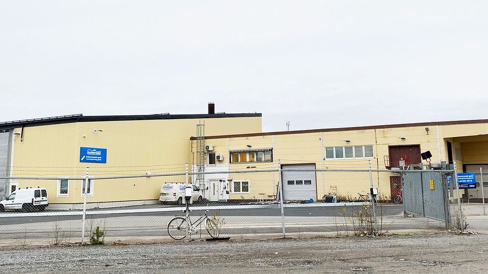 Bild på Älvsbyhus fabrik i Älvsbyn.