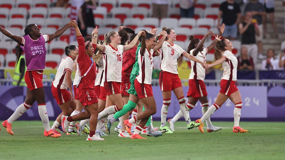 Kanada till kvartsfinal – trots sex minuspoäng.